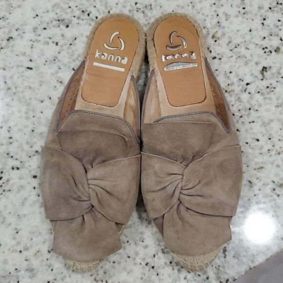 Anthropologie Kanna Taupe Beige Suede Dyna Ruffle Espadrille Mules, size 37 - Picture 5 of 5